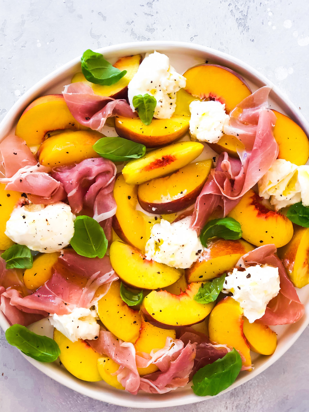 Peach, Burrata, And Prosciutto Salad - Fetty's Food Blog