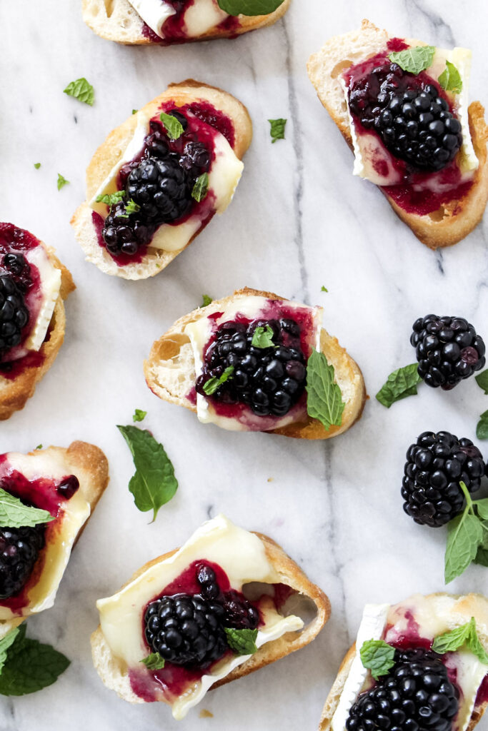 Blackberry Baked Brie Crostini